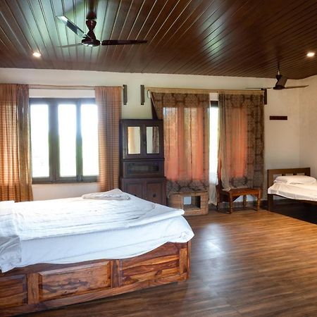 Hampi'S Whiskers Resort Exteriör bild