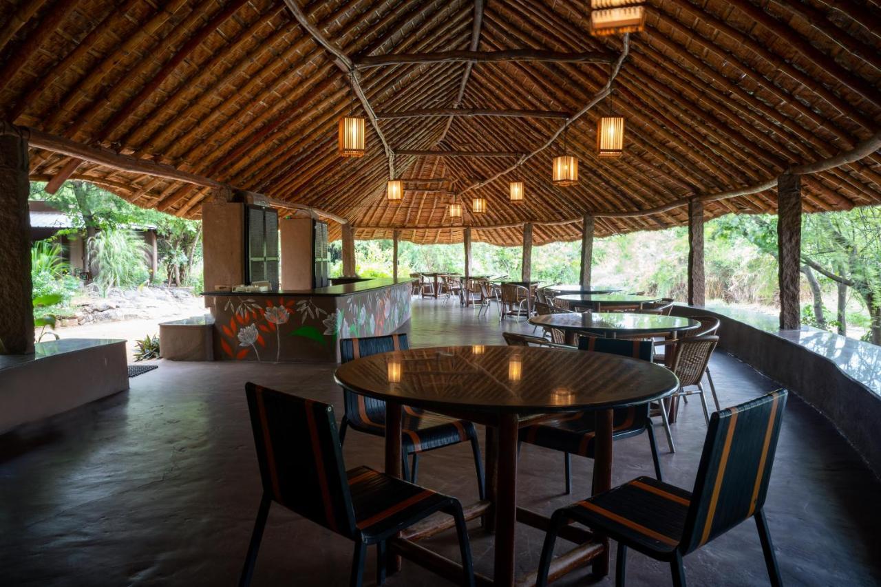 Hampi'S Whiskers Resort Exteriör bild